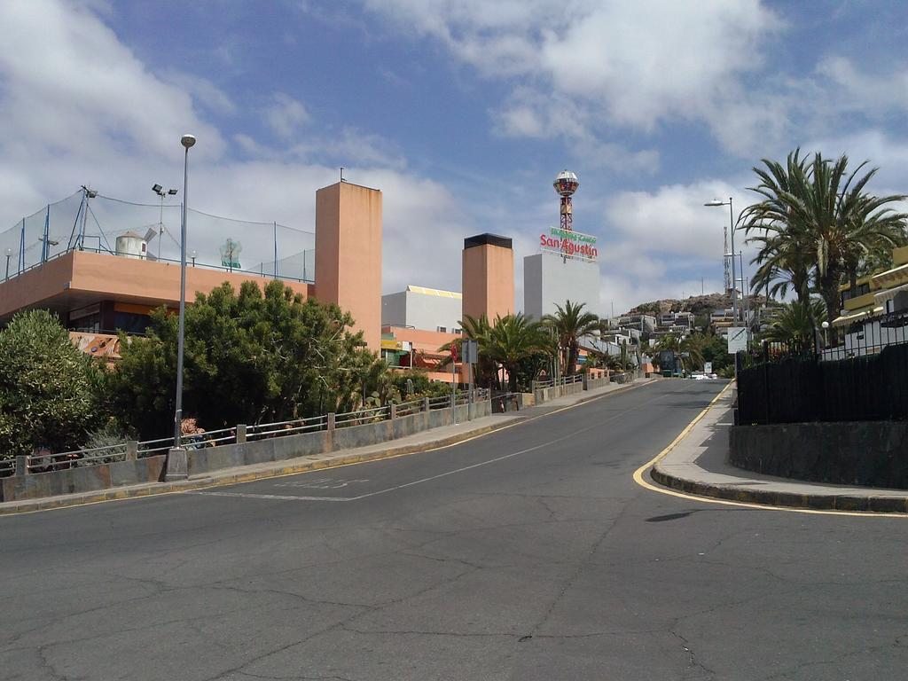 El Yate Aparthotel San Agustín Kültér fotó